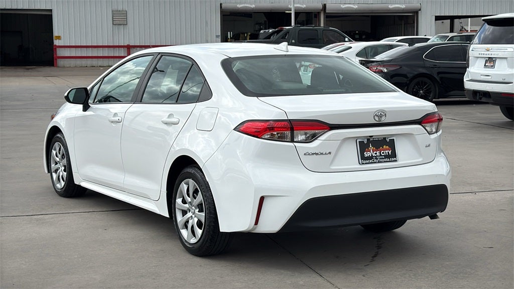 2024 Toyota COROLLA LE