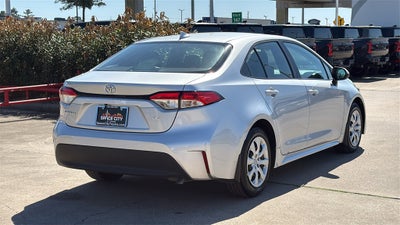 2025 Toyota COROLLA LE