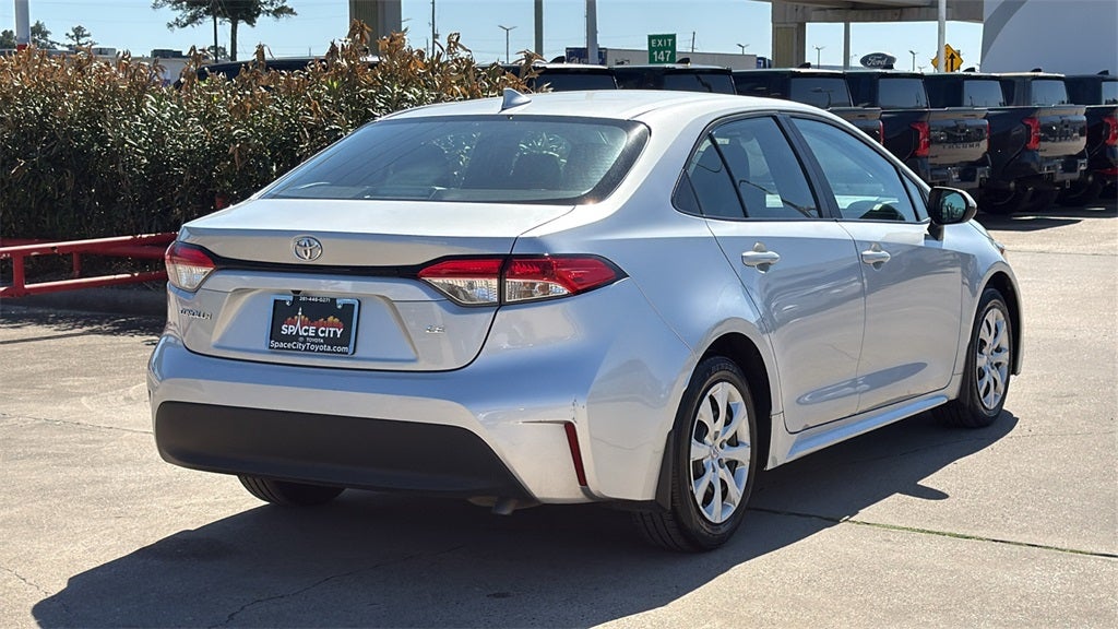 2025 Toyota COROLLA LE