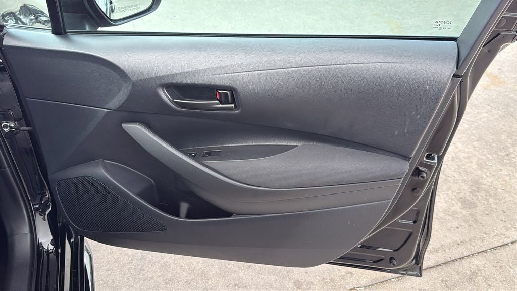 2025 Toyota COROLLA LE