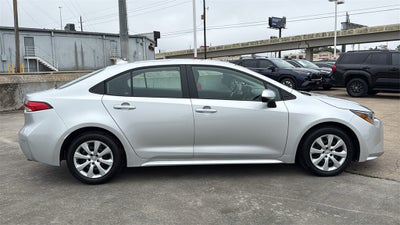 2025 Toyota COROLLA LE