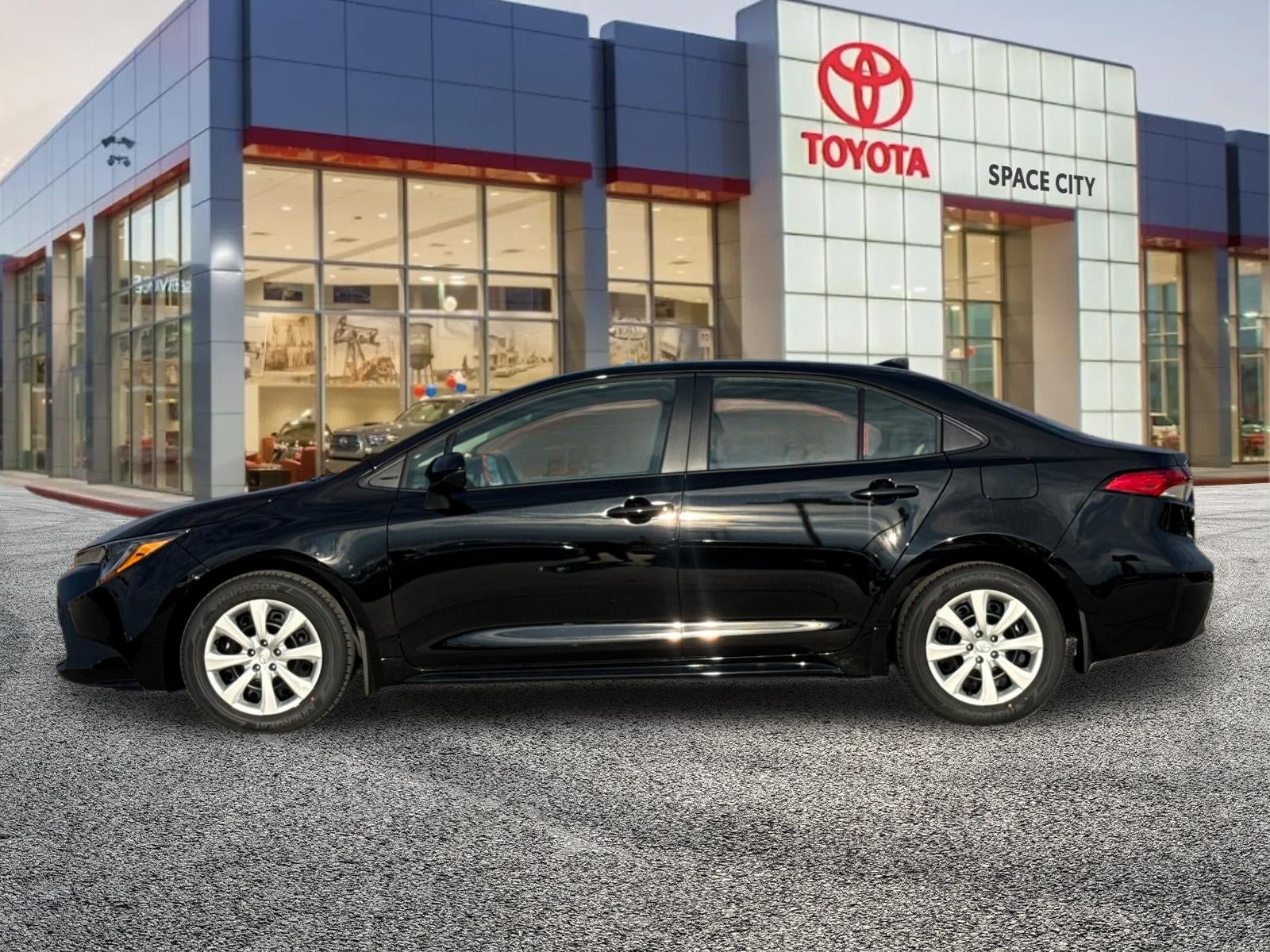 2027 Toyota Corolla LE