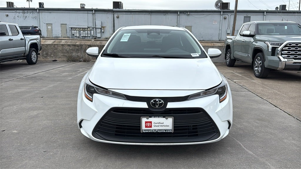 2025 Toyota COROLLA LE