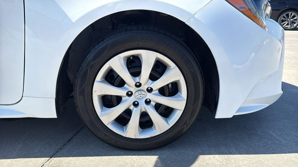 2026 Toyota COROLLA LE