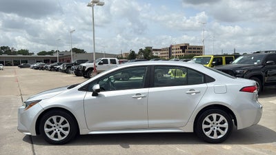 2023 Toyota COROLLA LE