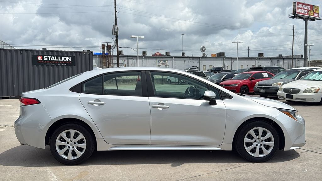 2023 Toyota COROLLA LE