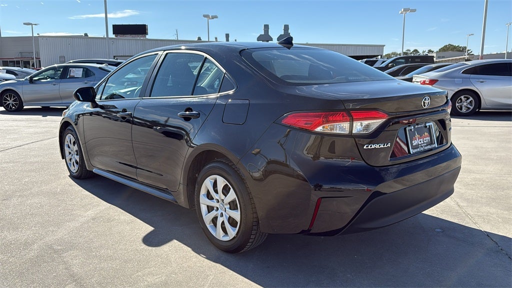 2025 Toyota COROLLA LE