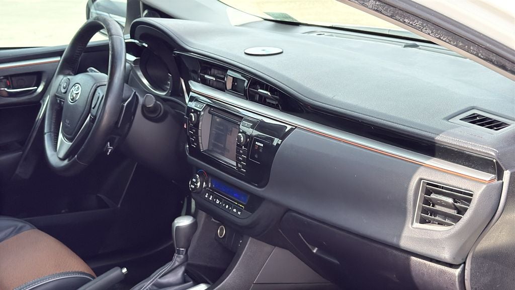 2015 Toyota COROLLA S Plus