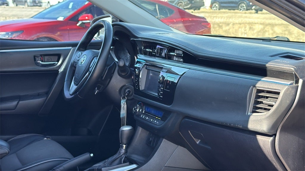 2016 Toyota COROLLA S Plus