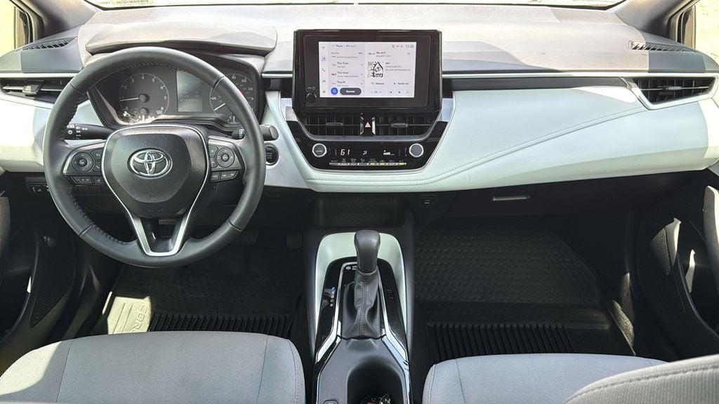 2025 Toyota COROLLA SE