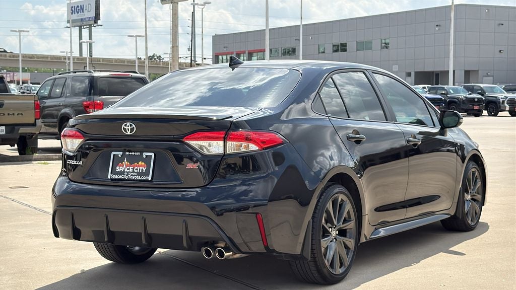 2025 Toyota COROLLA SE
