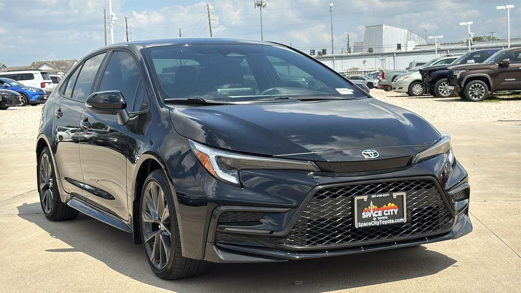 2025 Toyota COROLLA SE