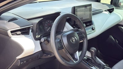 2025 Toyota COROLLA SE