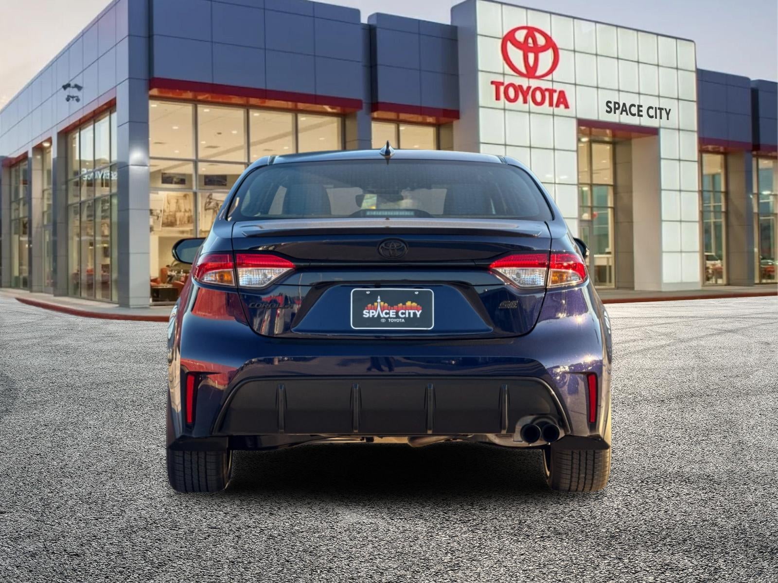2027 Toyota Corolla SE