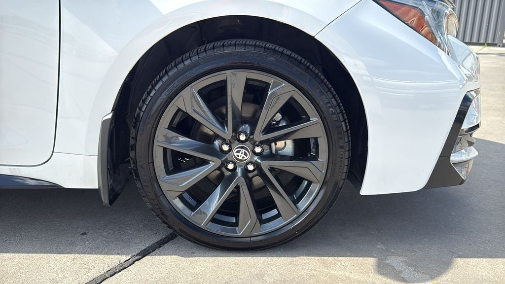 2025 Toyota COROLLA SE