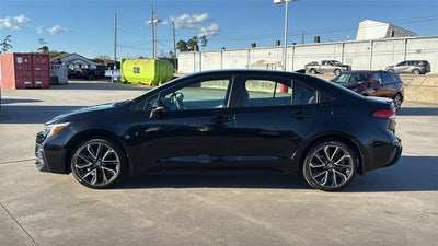 2024 Toyota COROLLA SE