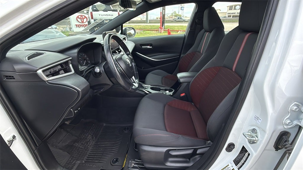 2024 Toyota COROLLA SE