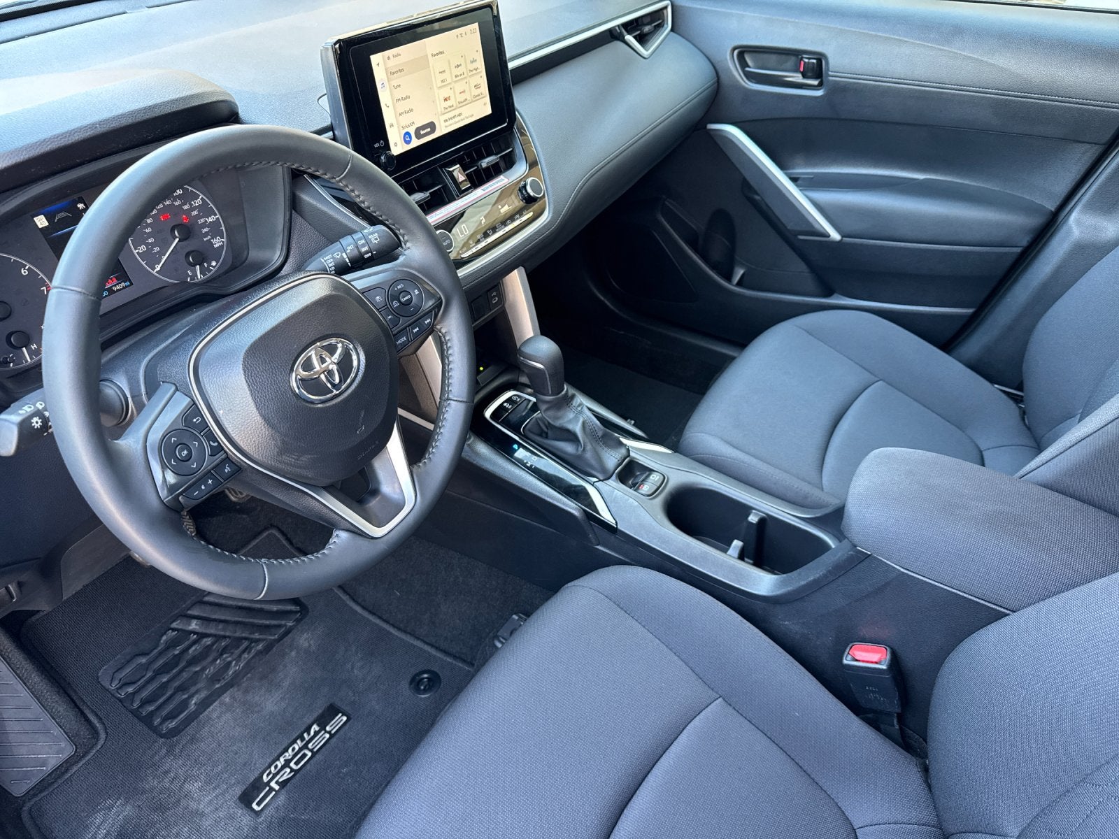 2024 Toyota Corolla Cross LE