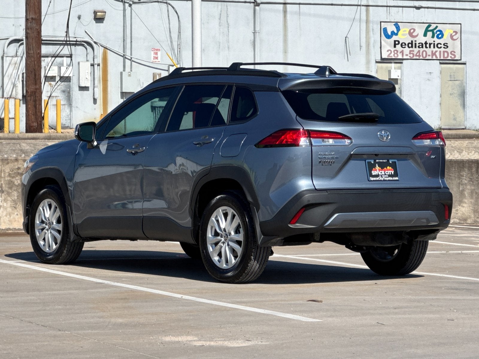 2024 Toyota Corolla Cross LE