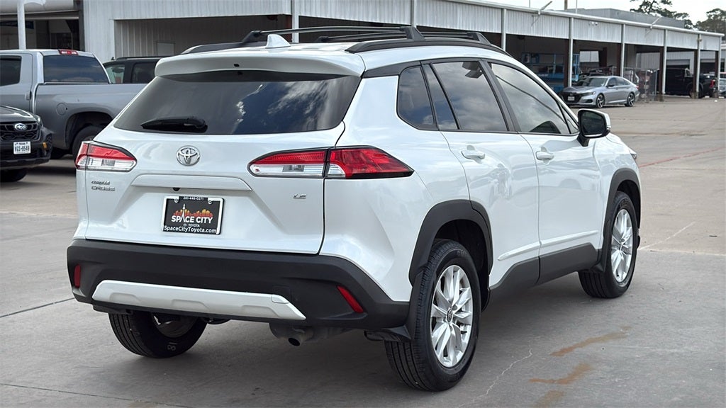 2022 Toyota Corolla Cross LE