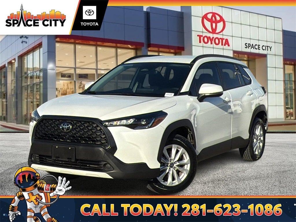 2023 Toyota Corolla Cross LE