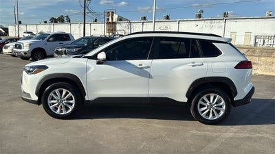 2023 Toyota Corolla Cross LE