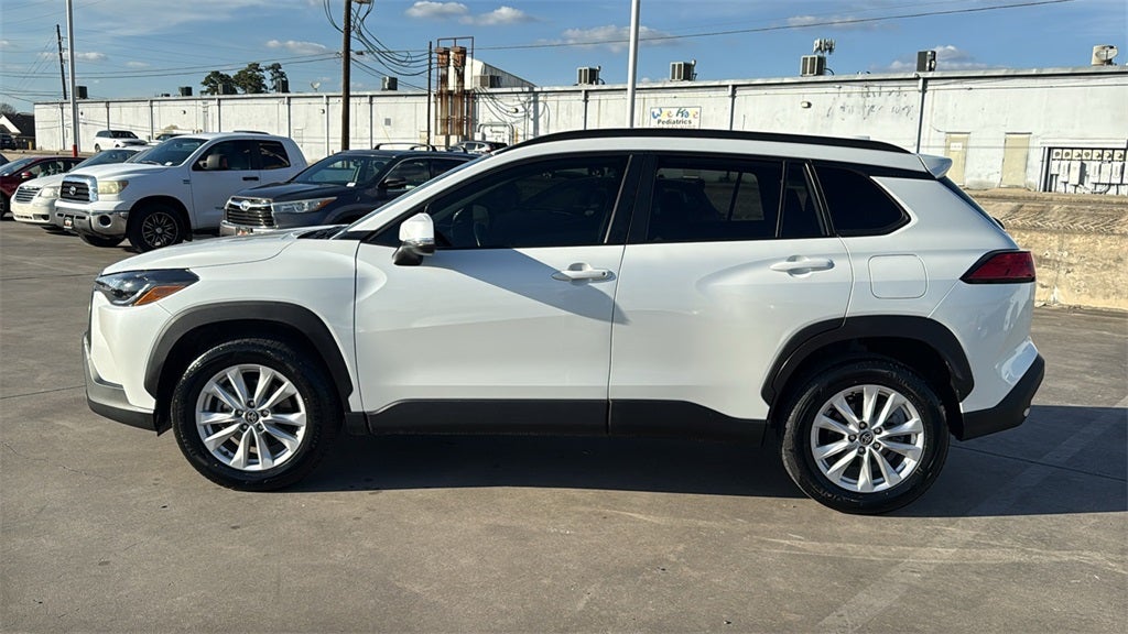 2023 Toyota Corolla Cross LE