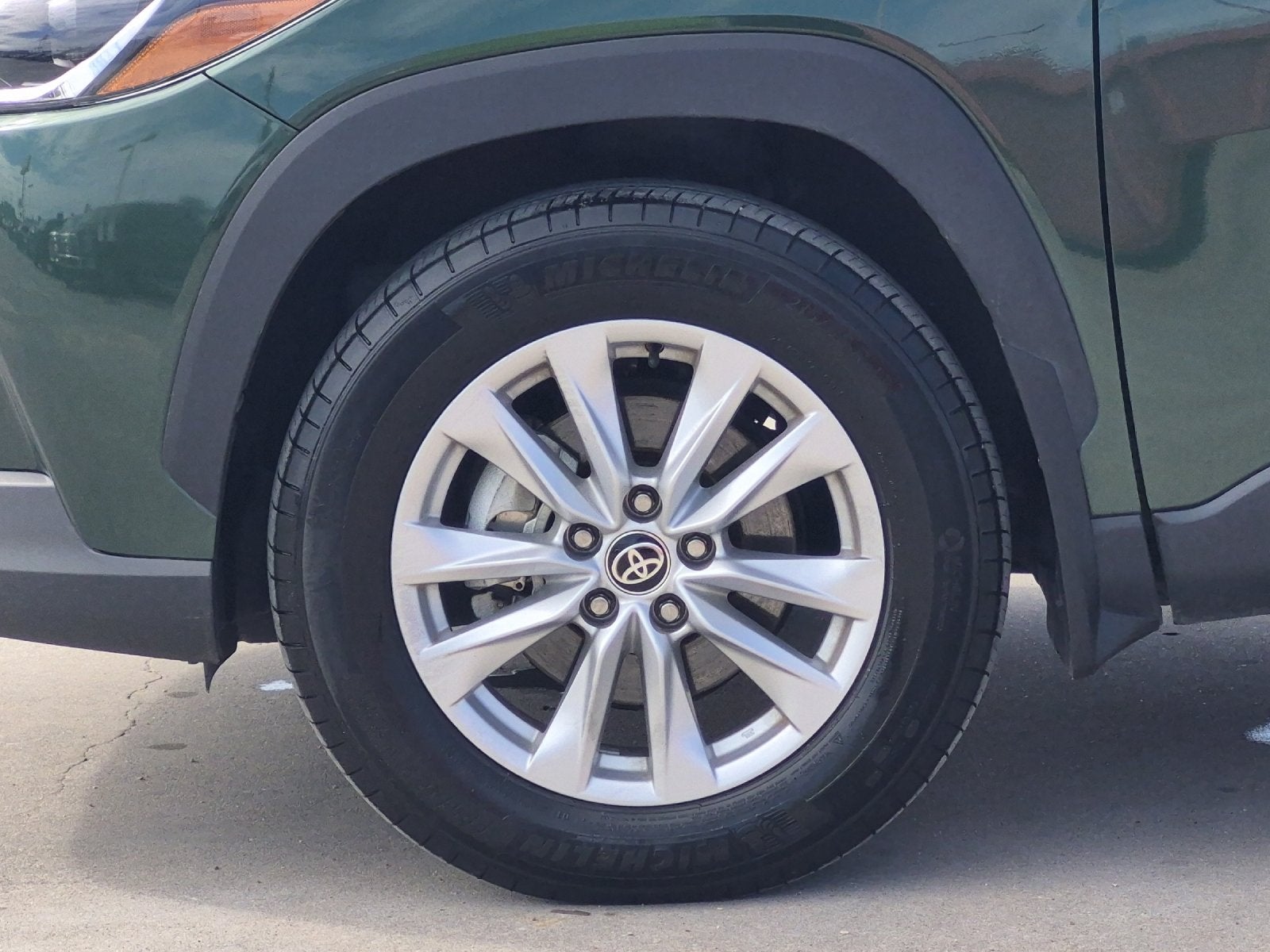 2025 Toyota Corolla Cross LE