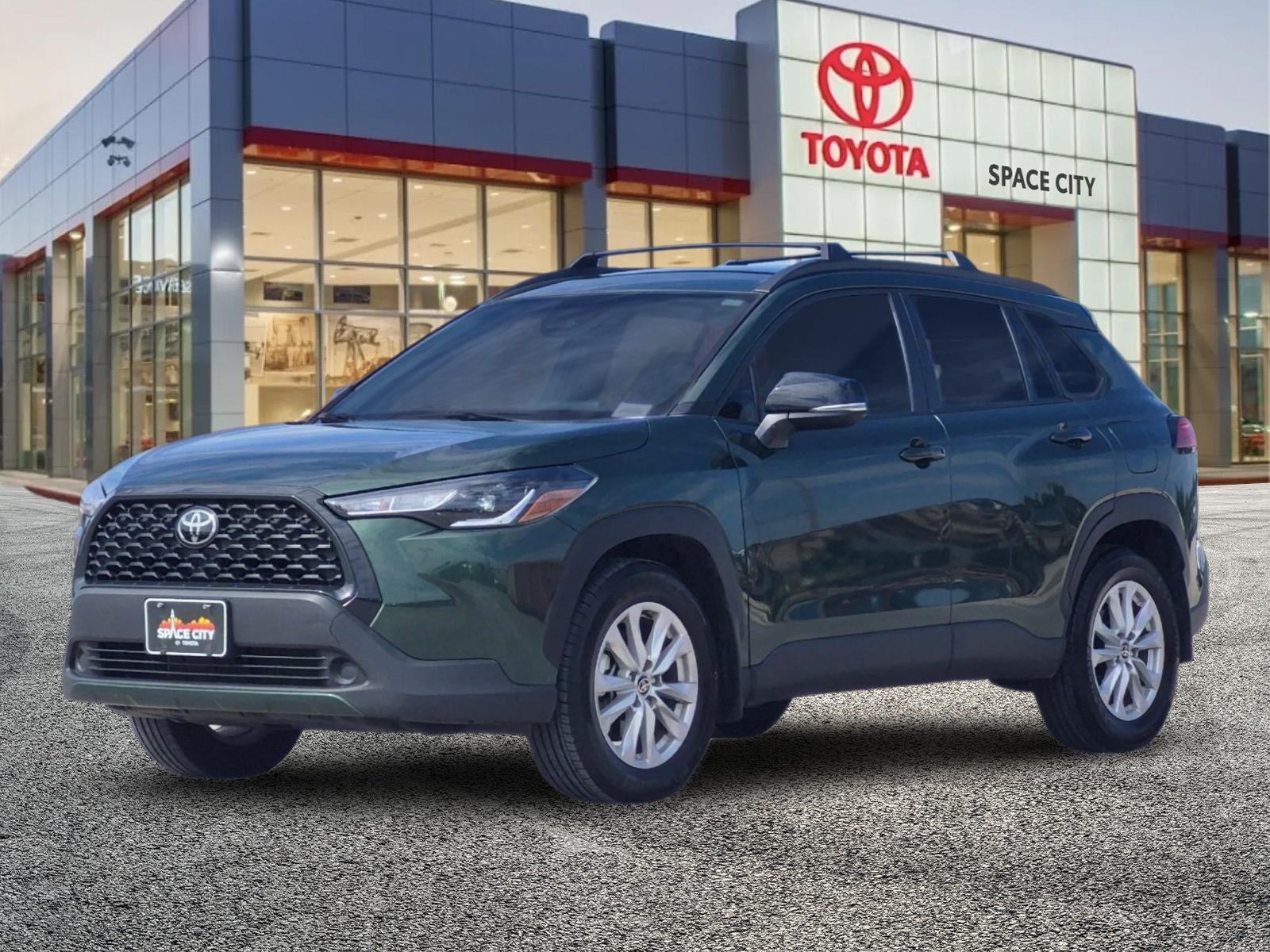 2025 Toyota Corolla Cross LE