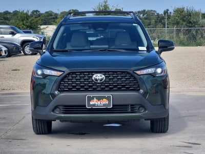 2025 Toyota Corolla Cross LE