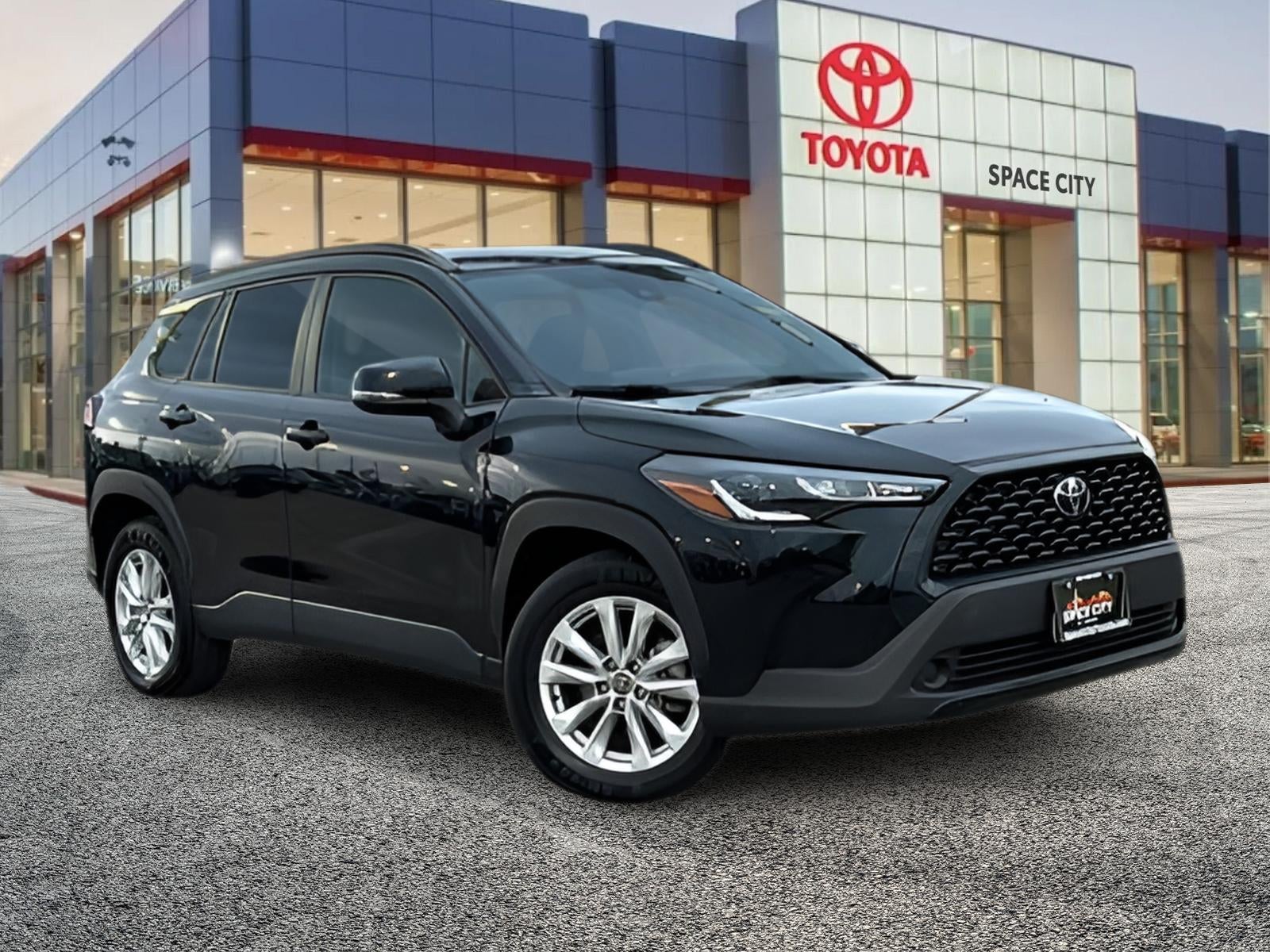 2022 Toyota Corolla Cross LE