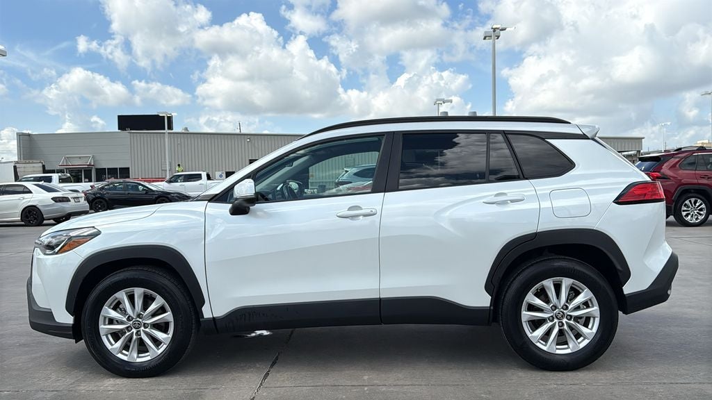 2024 Toyota Corolla Cross LE