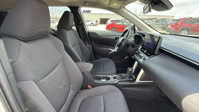 2024 Toyota Corolla Cross LE