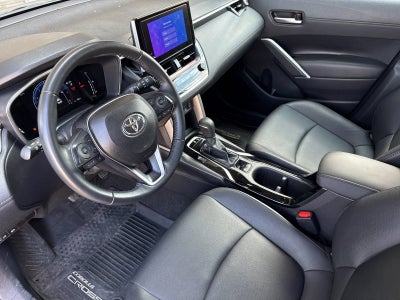 2025 Toyota Corolla Cross XLE