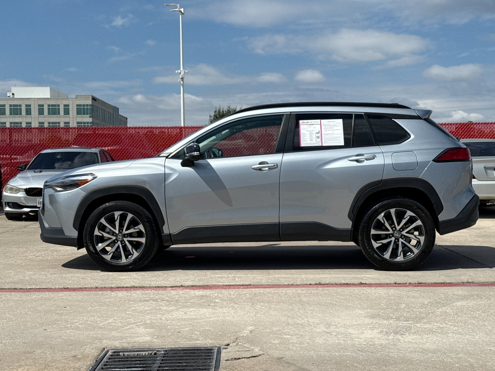 2025 Toyota Corolla Cross XLE