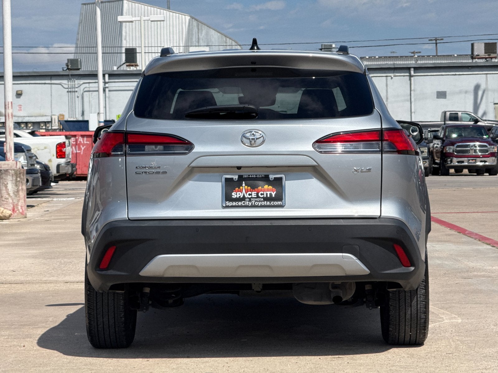 2025 Toyota Corolla Cross XLE