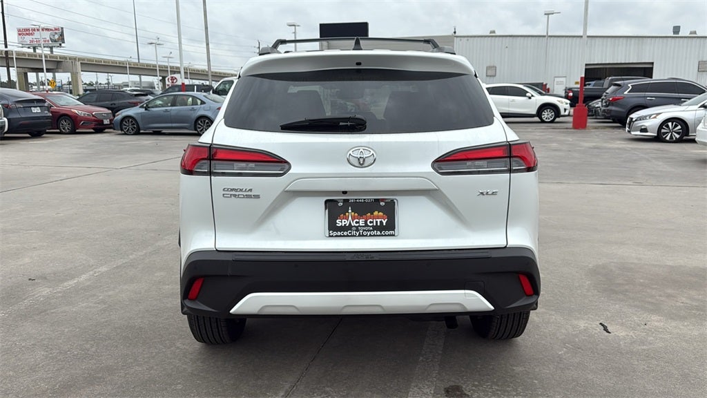 2026 Toyota Corolla Cross XLE