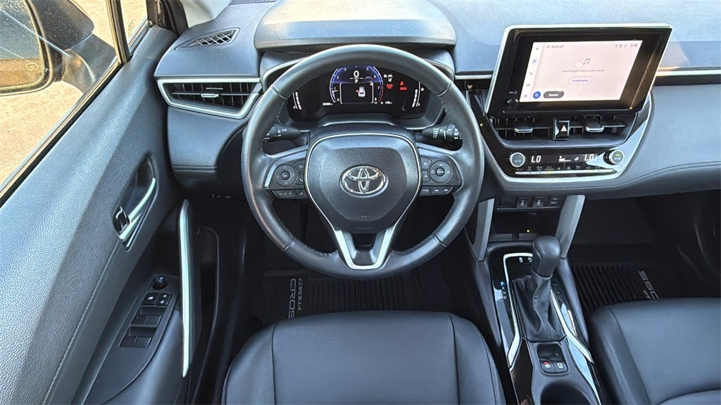 2025 Toyota Corolla Cross XLE