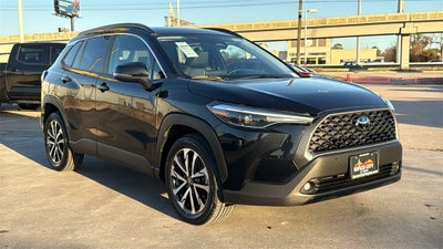 2025 Toyota Corolla Cross XLE