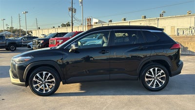 2025 Toyota Corolla Cross XLE