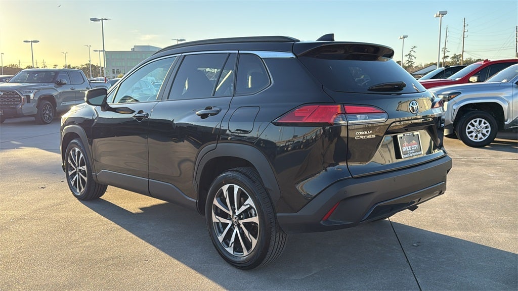2025 Toyota Corolla Cross XLE