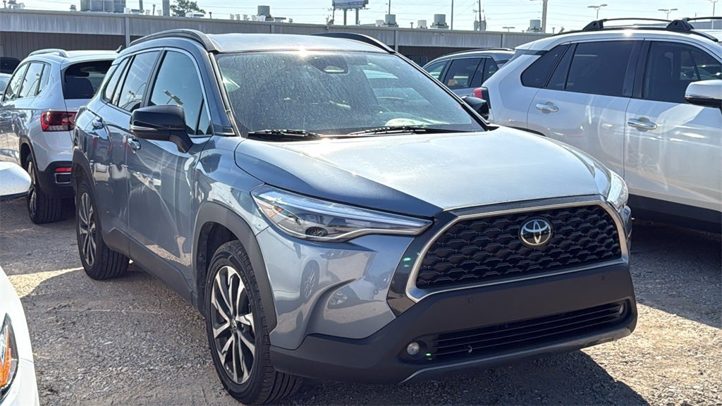 2025 Toyota Corolla Cross XLE