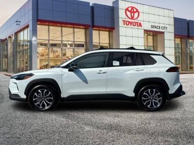 2026 Toyota Corolla Cross Hybrid SE