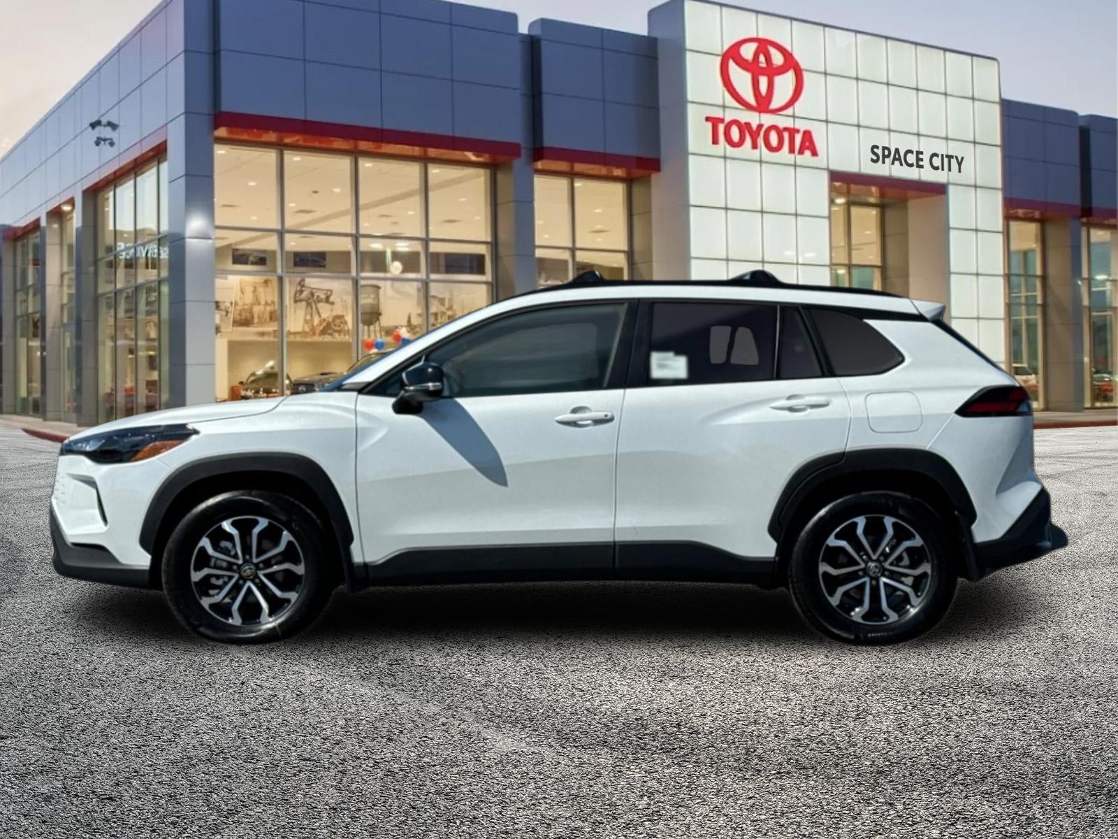 2026 Toyota Corolla Cross Hybrid SE