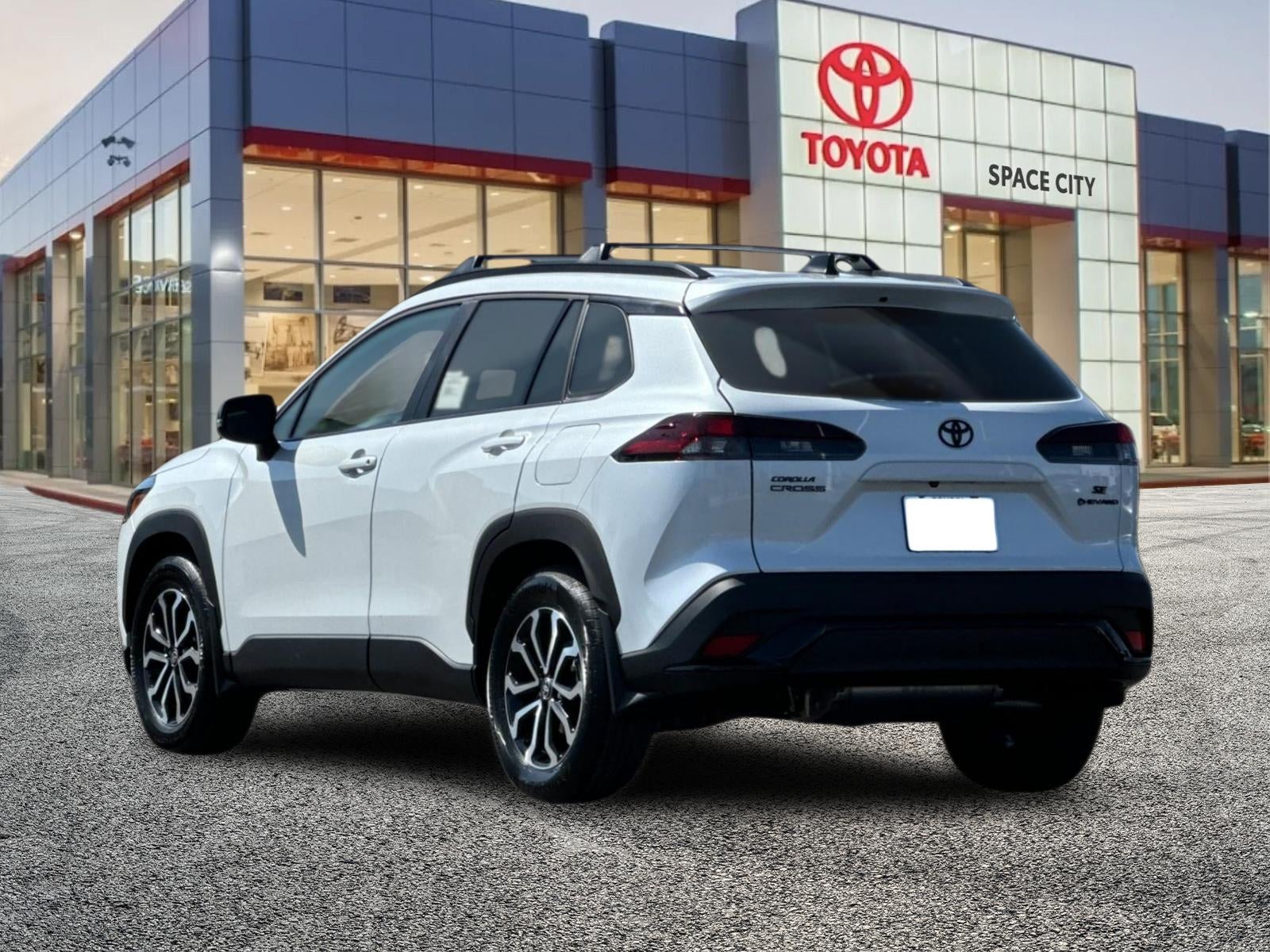 2026 Toyota Corolla Cross Hybrid SE