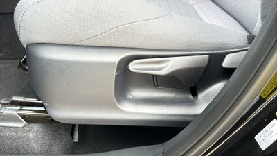 2026 Toyota Corolla Cross Hybrid SE