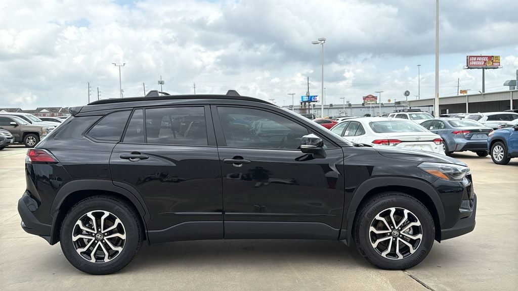 2026 Toyota Corolla Cross Hybrid SE