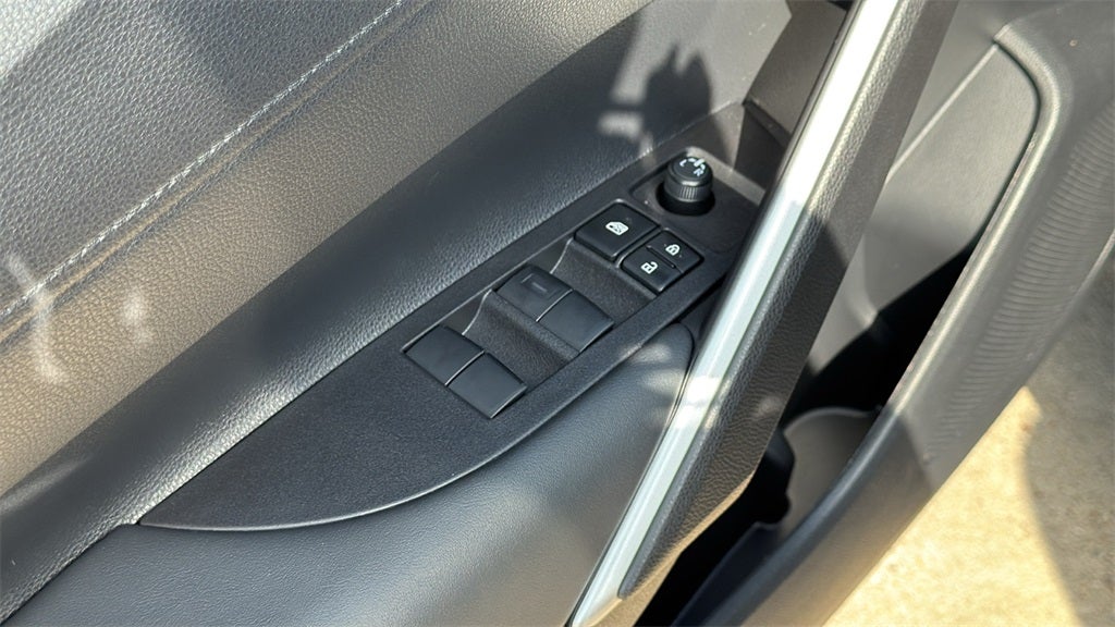 2026 Toyota Corolla Cross Hybrid SE