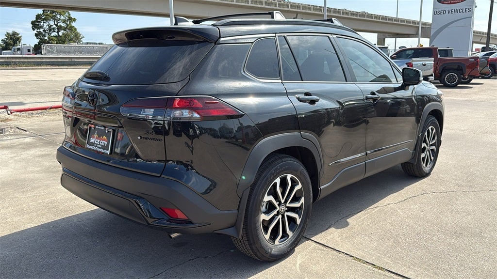 2026 Toyota Corolla Cross Hybrid SE