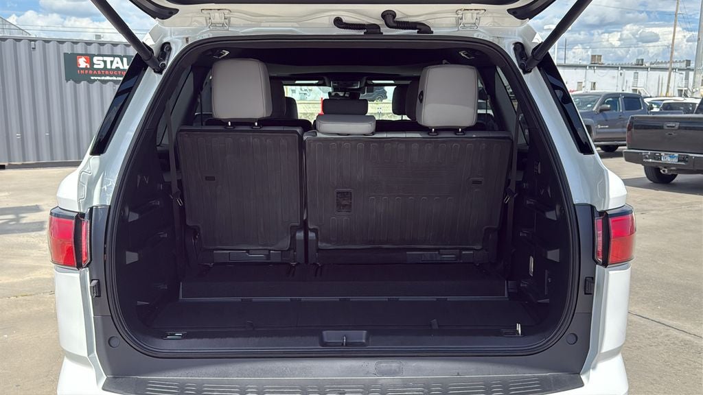 2025 Toyota Sequoia SR5
